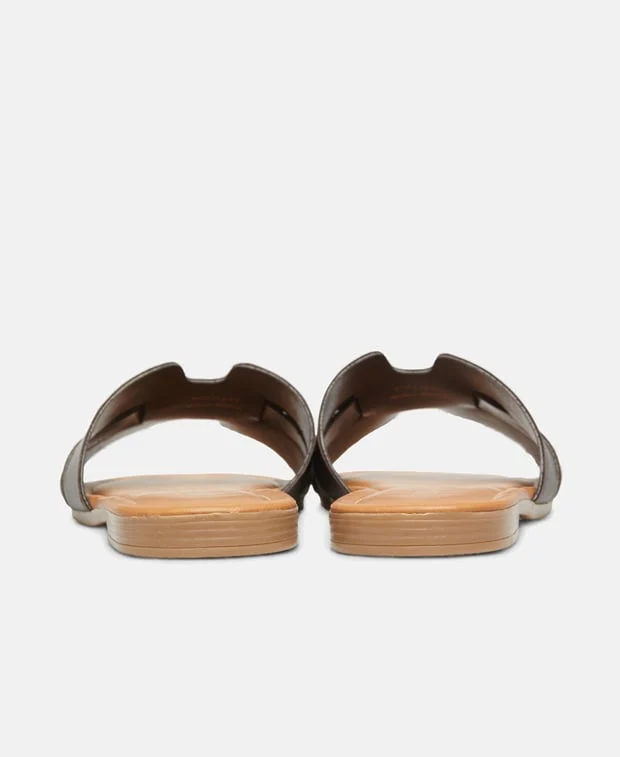 Mules - Image 2