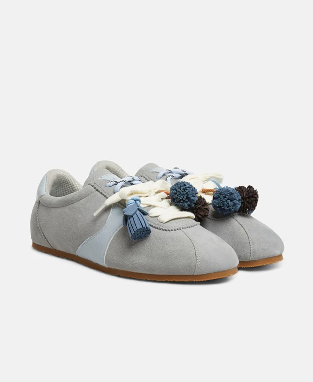 Sneaker