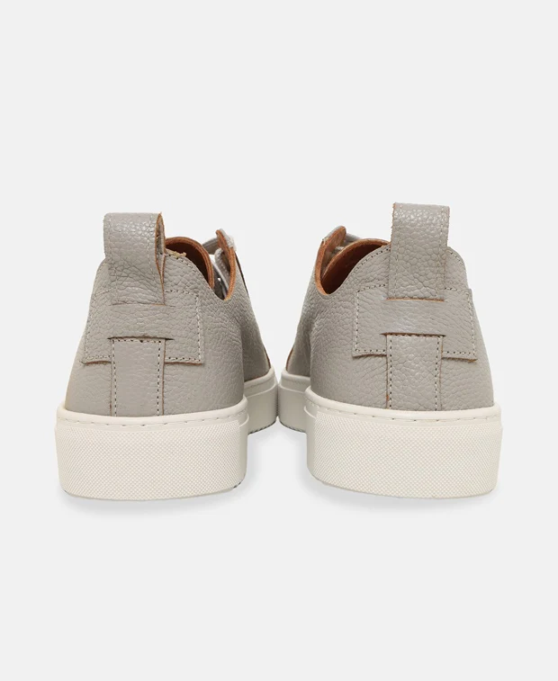 Sneaker - Image 2