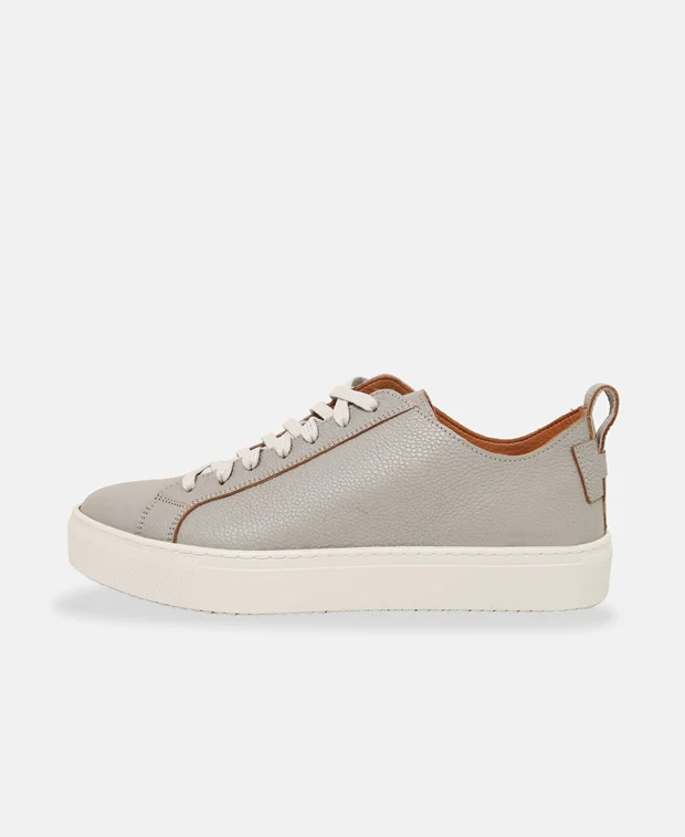 Sneaker - Image 4