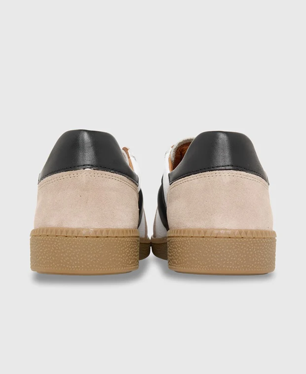 Sneaker - Image 2