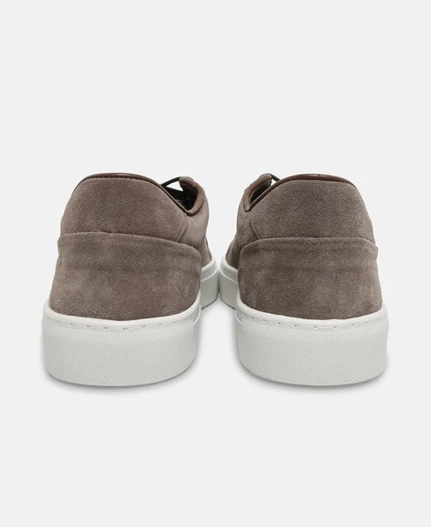 Sneaker - Image 2